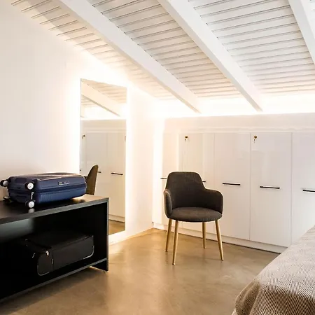 Living In Luxury Apartament